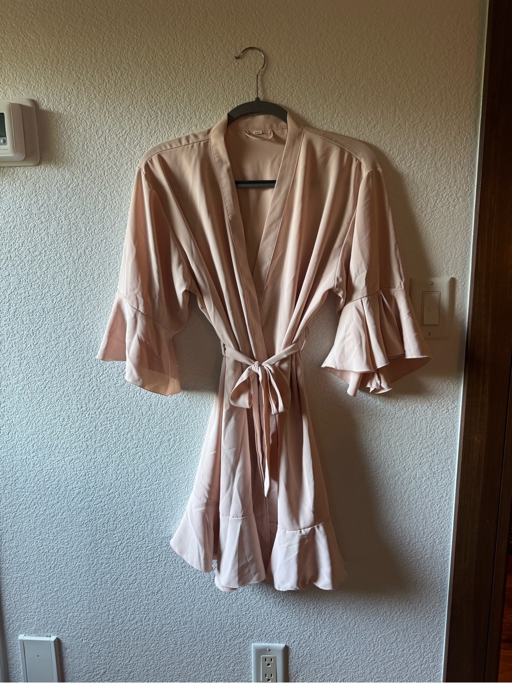 Women’s Light Blush Pink Pink Soft Robe with Tie Waist